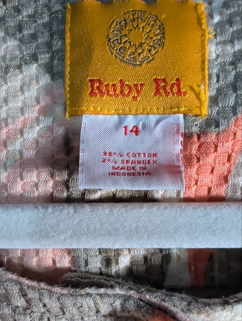 Ruby Rd. Size 14 Coral and Gray Leaf-Print Button Jacket - Picture 4 of 6